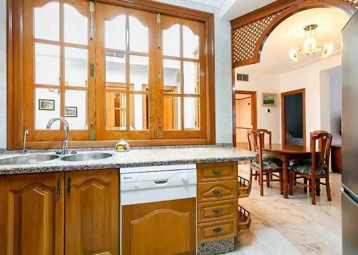 Casa Lola Centro De * Nerja