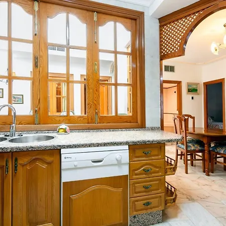 Casa Lola Centro De * Nerja